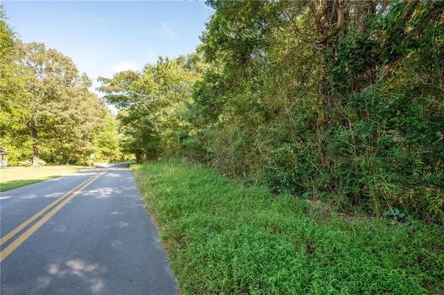 $200,000 | 496 Flat Woods Road, Calhoun, GA 30701