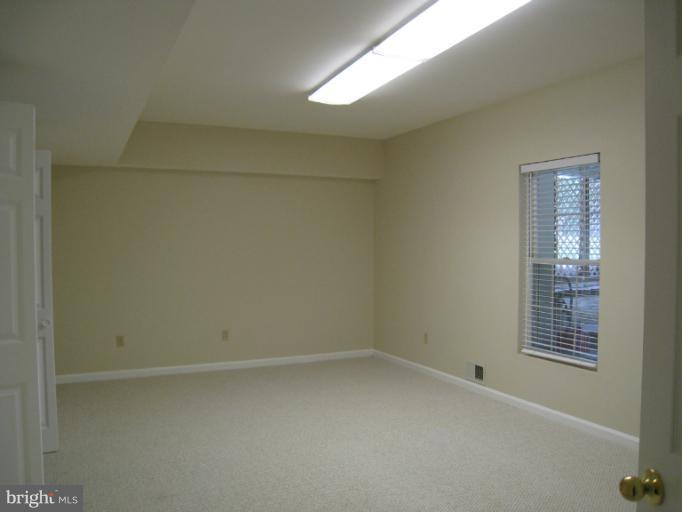 10118 Colvin Run Road Great Falls, VA 22066 - Photo 5 of 26 a view of a small space with window