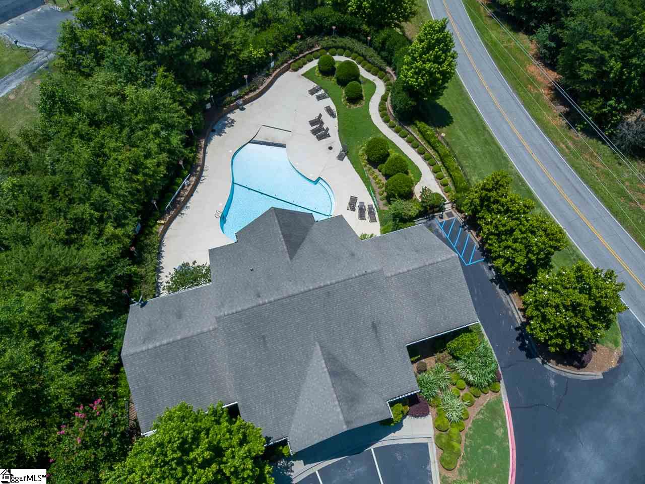 135 Lookover Drive Anderson, SC 29621 - Photo 5 of 35