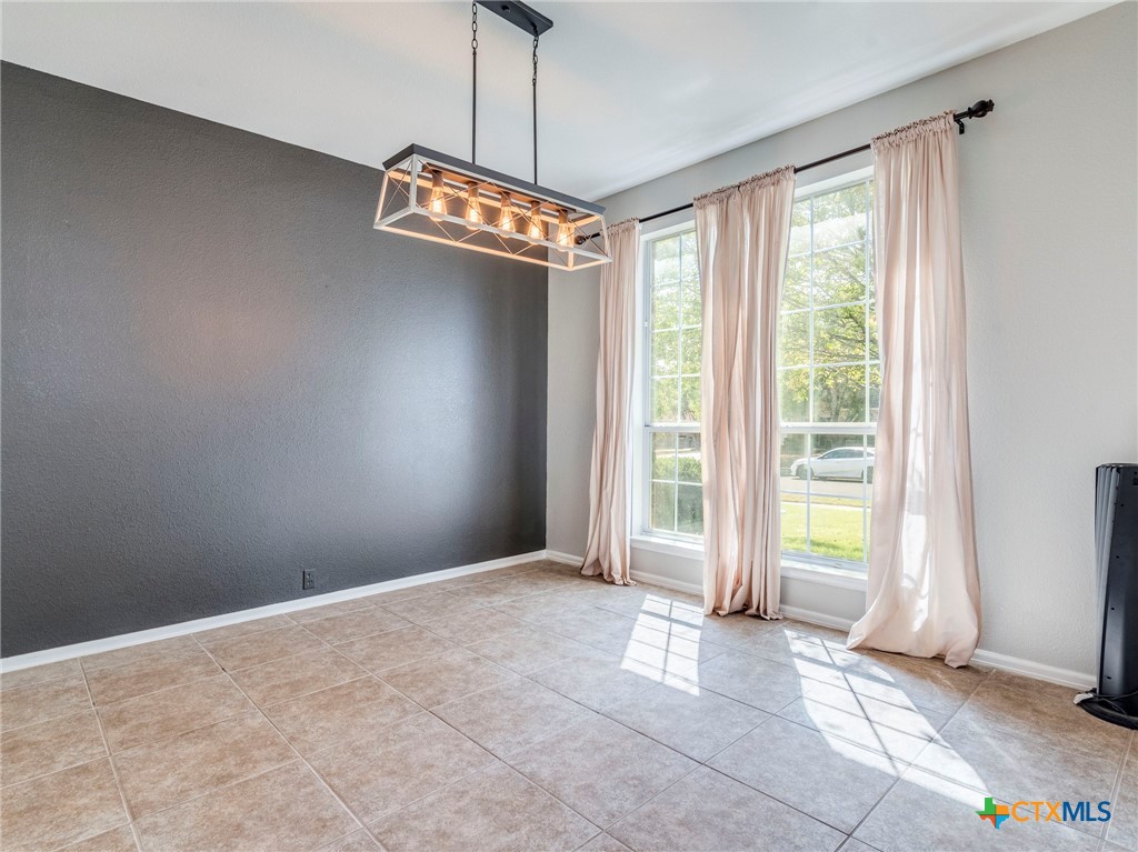 125 Sweet Gum Drive Kyle, TX 78640 - Photo 10 of 31 a view of livingroom with window