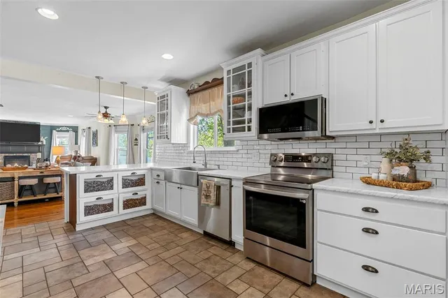 $475,000 | 701 Cap Au Gris Street, Troy, MO 63379