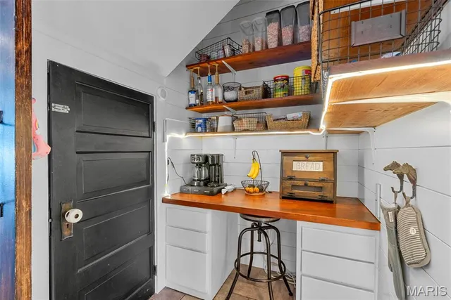 $475,000 | 701 Cap Au Gris Street, Troy, MO 63379