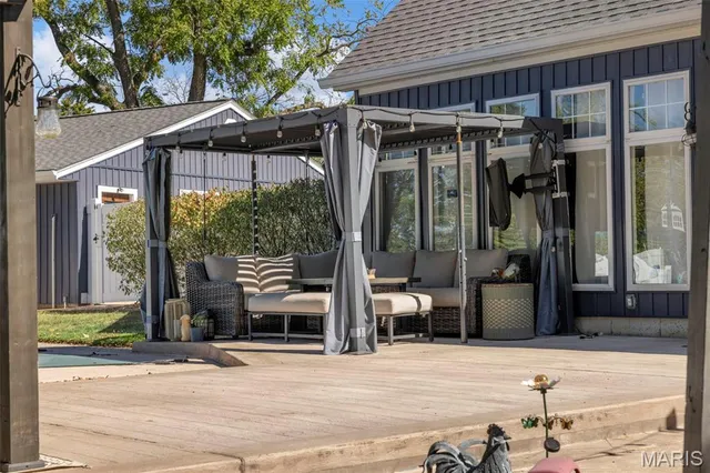 $475,000 | 701 Cap Au Gris Street, Troy, MO 63379