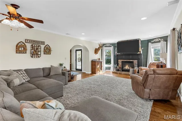 $475,000 | 701 Cap Au Gris Street, Troy, MO 63379