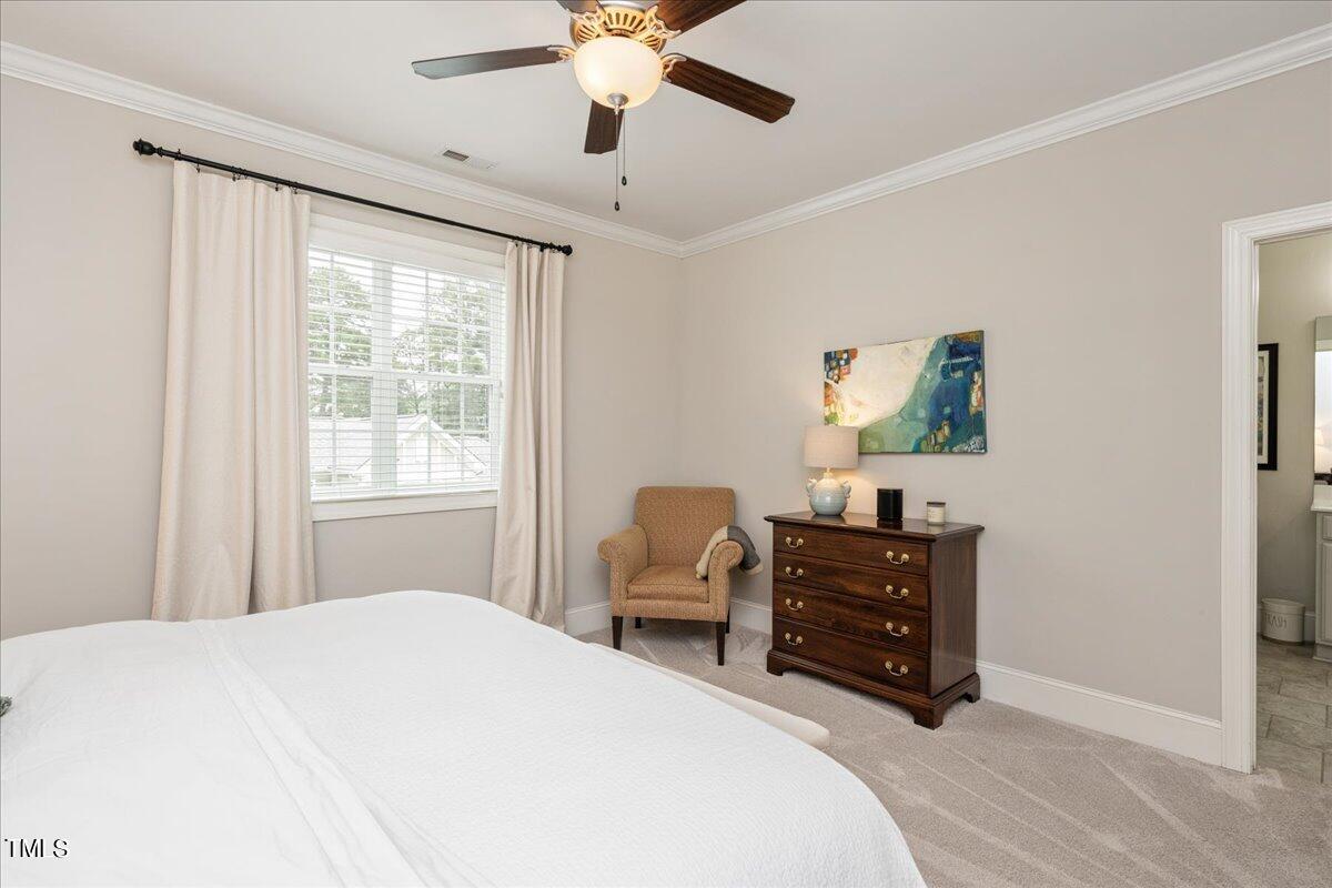 2829 Plumfield Place Raleigh, NC 27607 - Photo 10 of 27 10-- 11