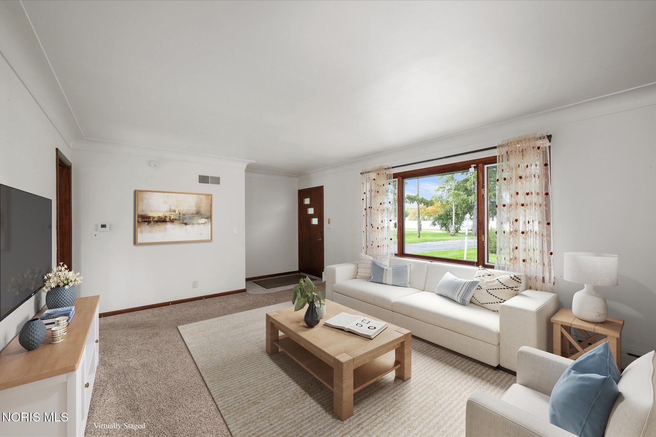 231 West State Line Road Toledo, OH 43612 - Photo 6 of 47 Gallery Image 6