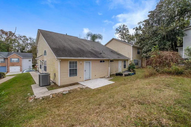 $239,900 | 3129 Camelliawood Circle West, Tallahassee, FL 32301