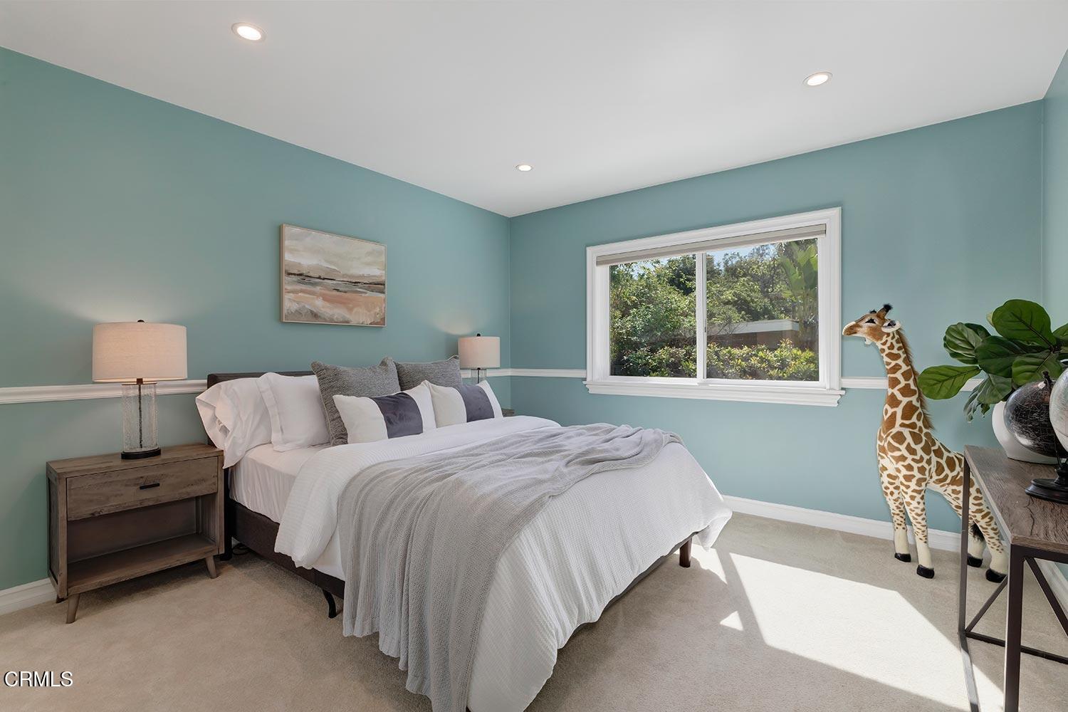 423 Lakeview Road Pasadena, CA 91105 - Photo 36 of 51 50