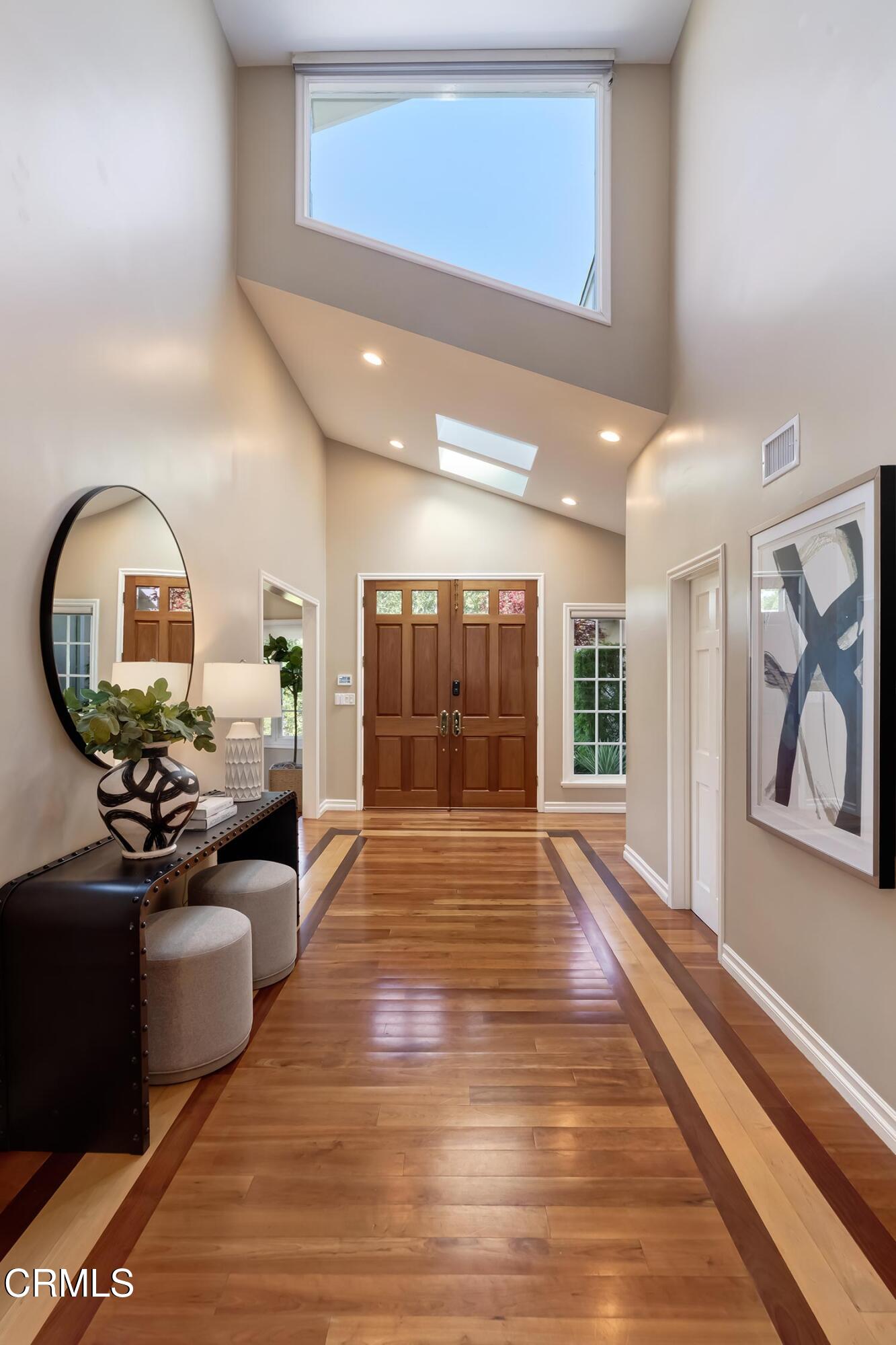 423 Lakeview Road Pasadena, CA 91105 - Photo 4 of 51 18
