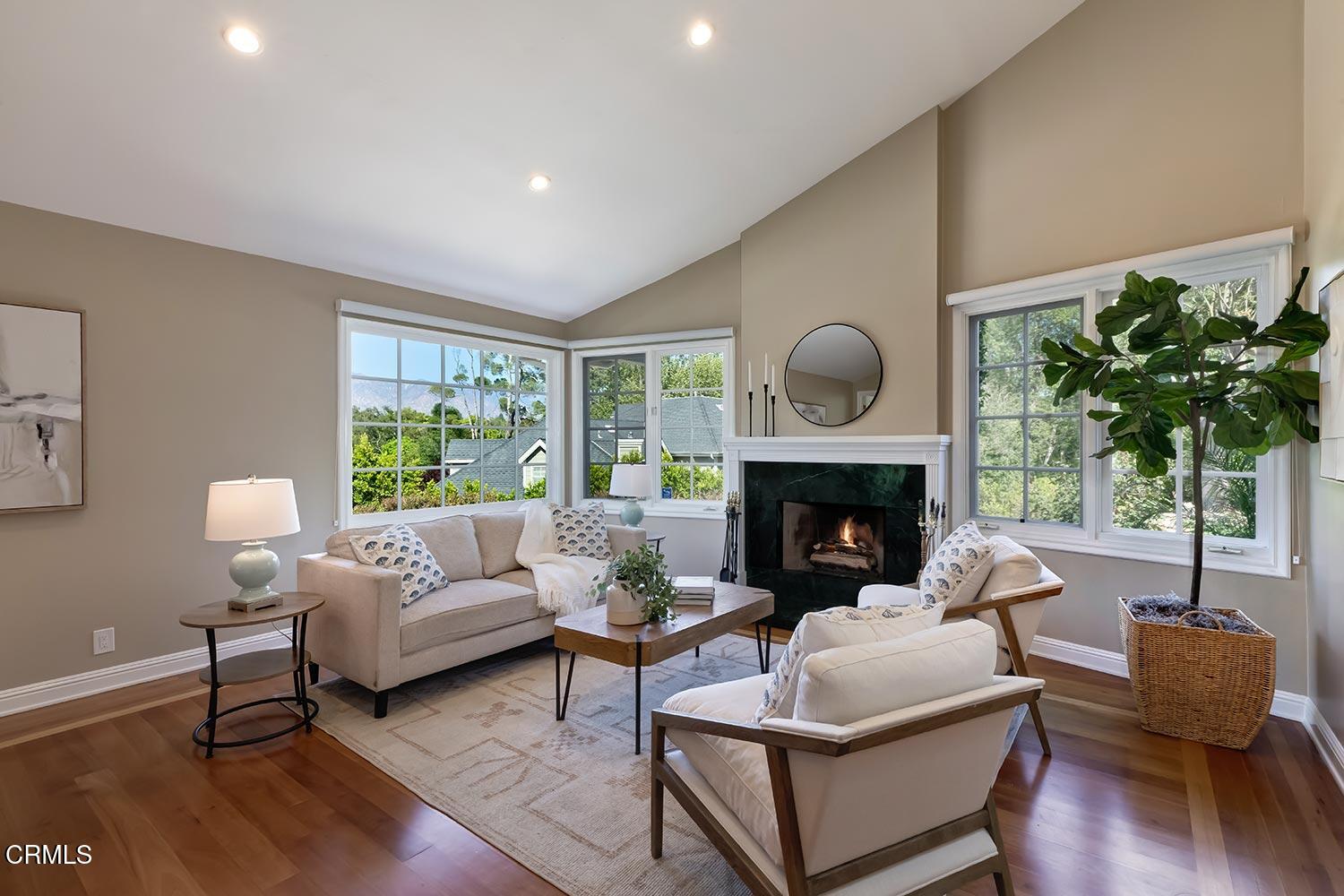 423 Lakeview Road Pasadena, CA 91105 - Photo 5 of 51 19