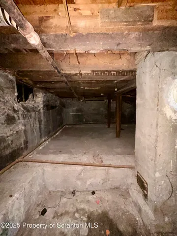 $135,000 | 1031 Spruce Street, Wilkes Barre, PA 18702