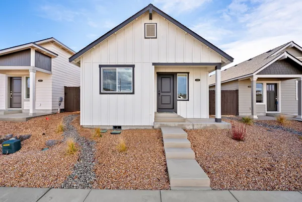 $430,000 | 4085 Southwest Pumice Avenue, Unit 98, Redmond, OR 97756