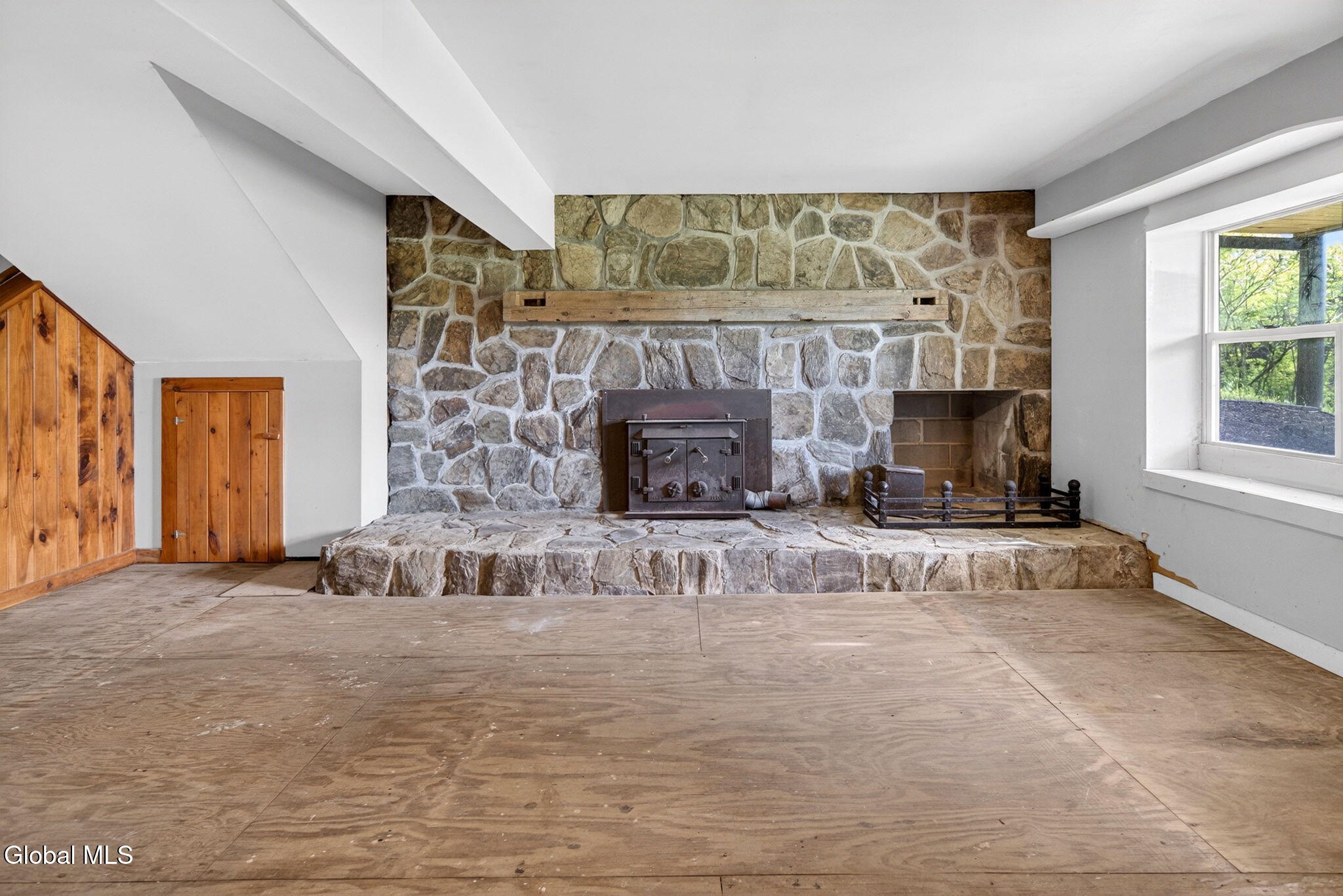 306 Spicer Road Hoosick, NY 12090 - Photo 32 of 64 Interior 21