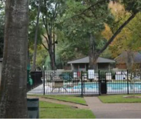 $1,250 | 909 Silber Road, Unit 18C, Houston, TX 77024