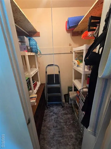 $225,500 | 1978 Old Highway 60, Birch Tree, MO 65438