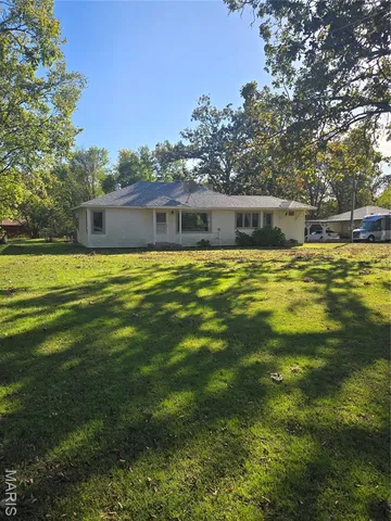 $225,500 | 1978 Old Highway 60, Birch Tree, MO 65438