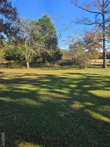 $225,500 | 1978 Old Highway 60, Birch Tree, MO 65438