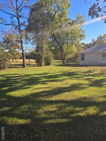 $225,500 | 1978 Old Highway 60, Birch Tree, MO 65438