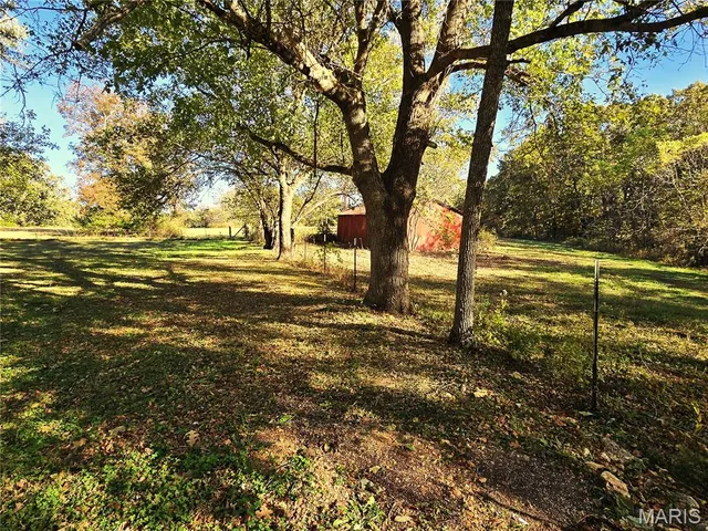 $225,500 | 1978 Old Highway 60, Birch Tree, MO 65438
