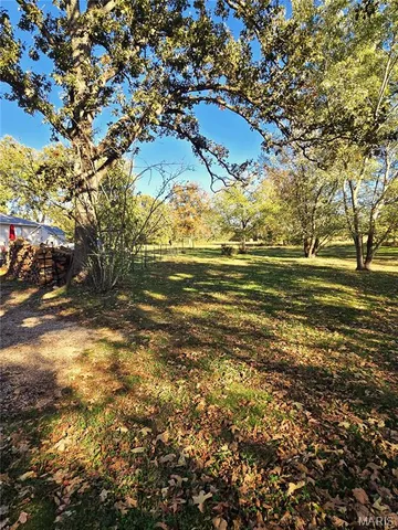 $225,500 | 1978 Old Highway 60, Birch Tree, MO 65438