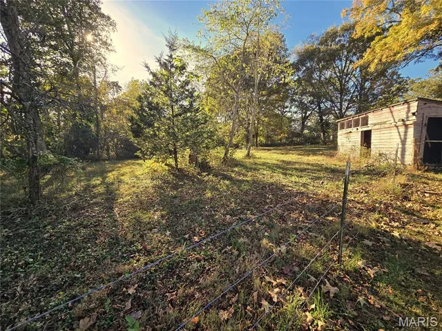 $225,500 | 1978 Old Highway 60, Birch Tree, MO 65438