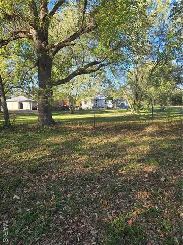 $225,500 | 1978 Old Highway 60, Birch Tree, MO 65438