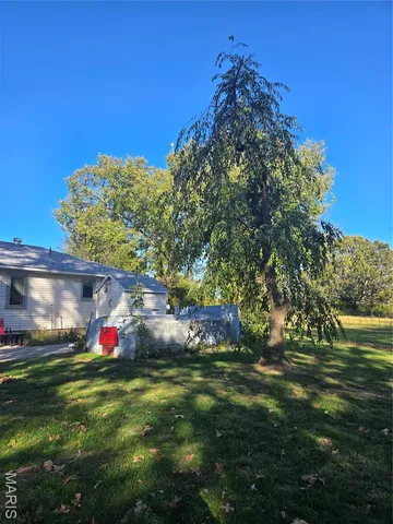 $225,500 | 1978 Old Highway 60, Birch Tree, MO 65438