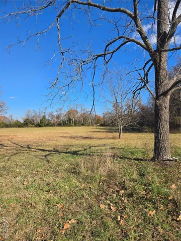 $225,500 | 1978 Old Highway 60, Birch Tree, MO 65438