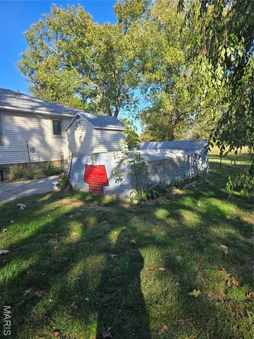 $225,500 | 1978 Old Highway 60, Birch Tree, MO 65438