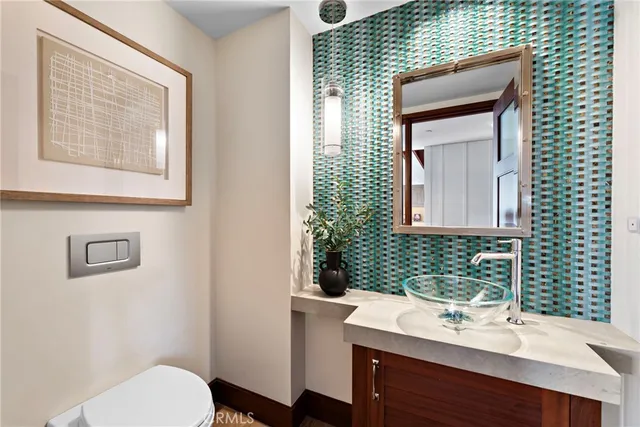 $6,400,000 | 31678 Seacliff Drive, Laguna Beach, CA 92651