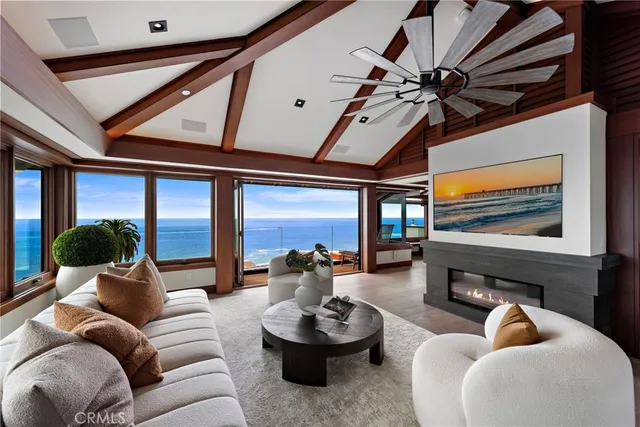 $6,400,000 | 31678 Seacliff Drive, Laguna Beach, CA 92651