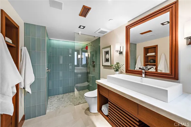 $6,400,000 | 31678 Seacliff Drive, Laguna Beach, CA 92651