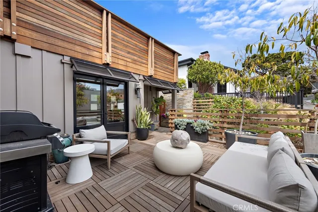 $6,400,000 | 31678 Seacliff Drive, Laguna Beach, CA 92651