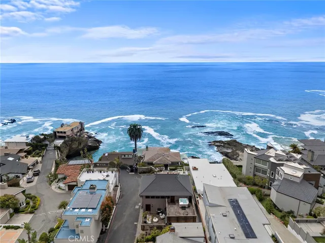 $6,400,000 | 31678 Seacliff Drive, Laguna Beach, CA 92651