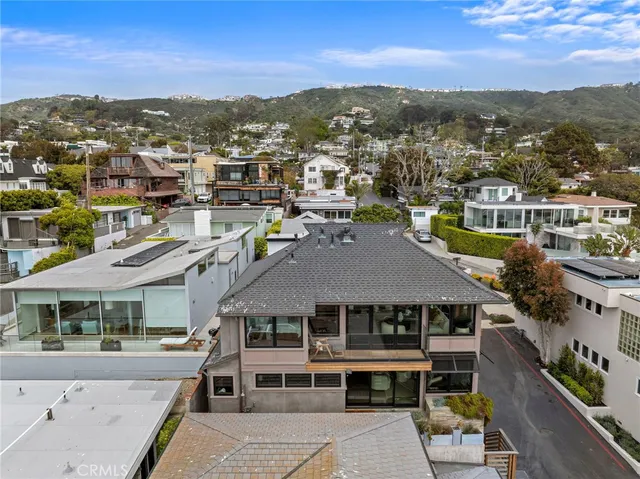$6,400,000 | 31678 Seacliff Drive, Laguna Beach, CA 92651