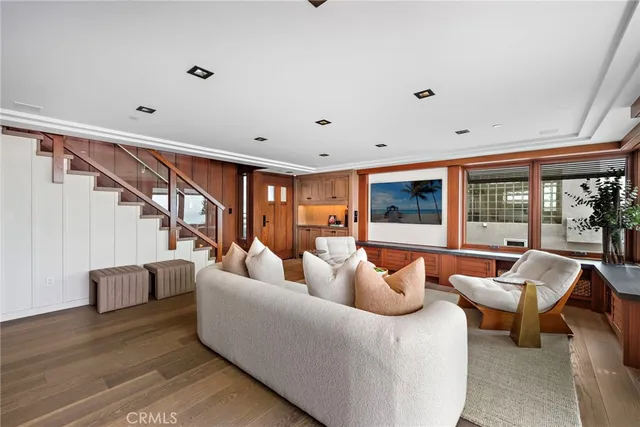 $6,400,000 | 31678 Seacliff Drive, Laguna Beach, CA 92651