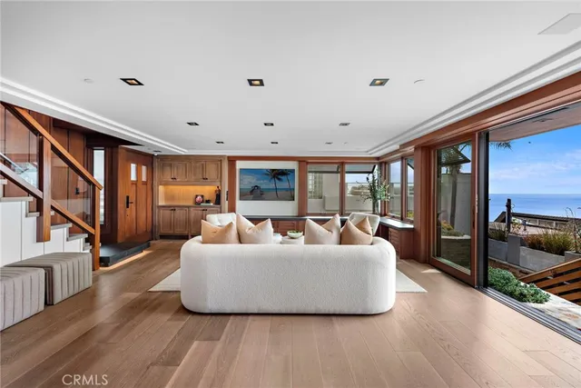 $6,400,000 | 31678 Seacliff Drive, Laguna Beach, CA 92651