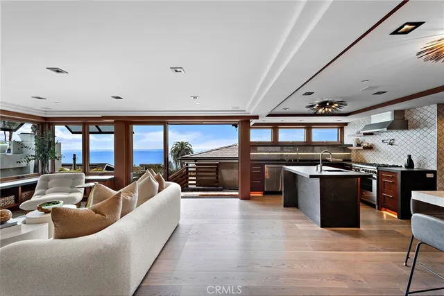 $6,400,000 | 31678 Seacliff Drive, Laguna Beach, CA 92651