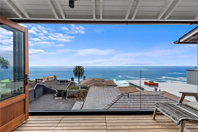 $6,400,000 | 31678 Seacliff Drive, Laguna Beach, CA 92651