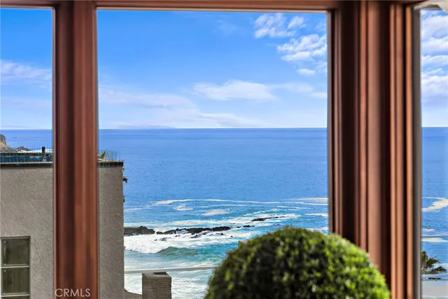 $6,400,000 | 31678 Seacliff Drive, Laguna Beach, CA 92651