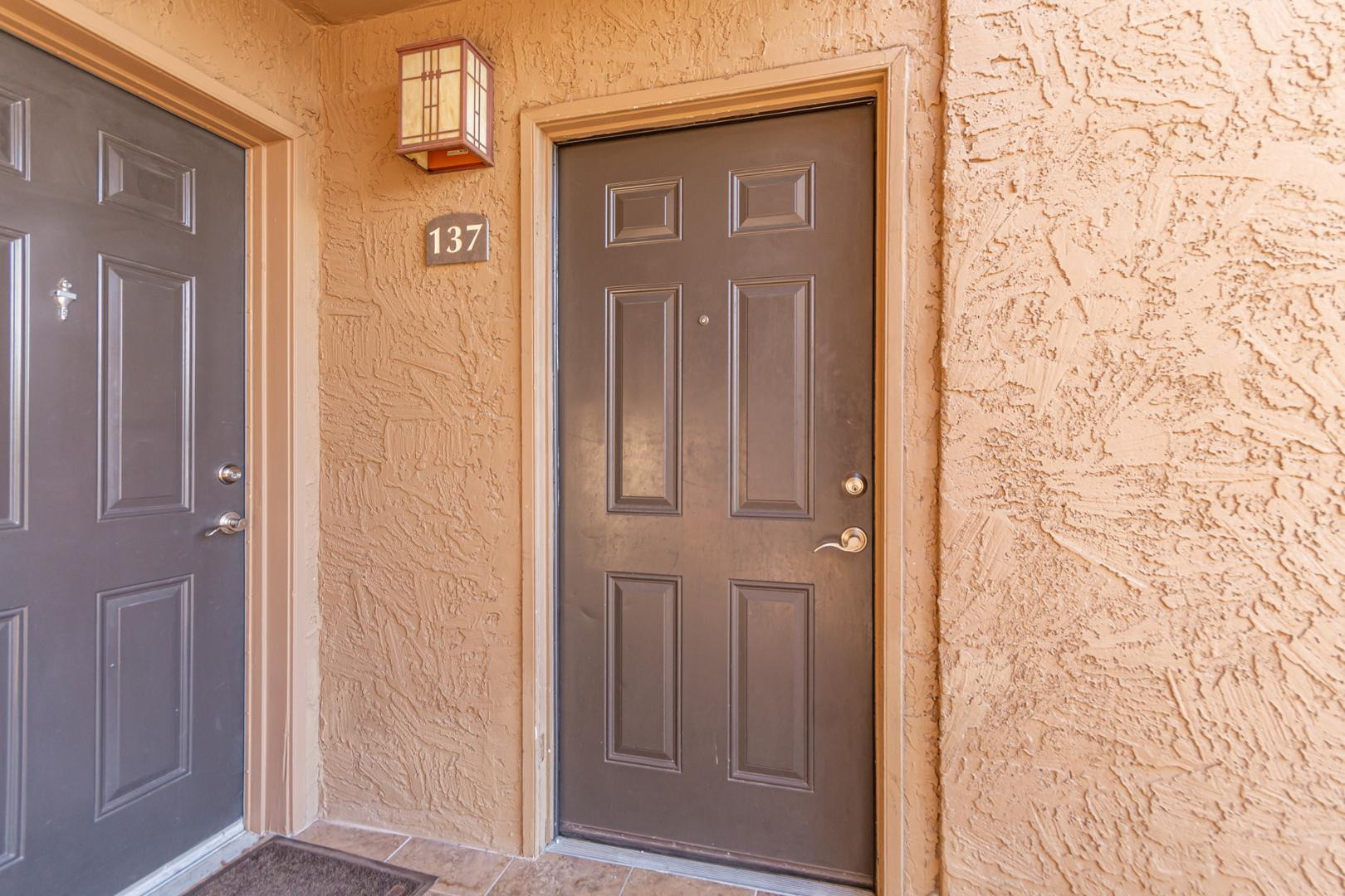 3825 East Camelback Road, Unit 137 Phoenix, AZ 85018 - Photo 2 of 26 Photo #2