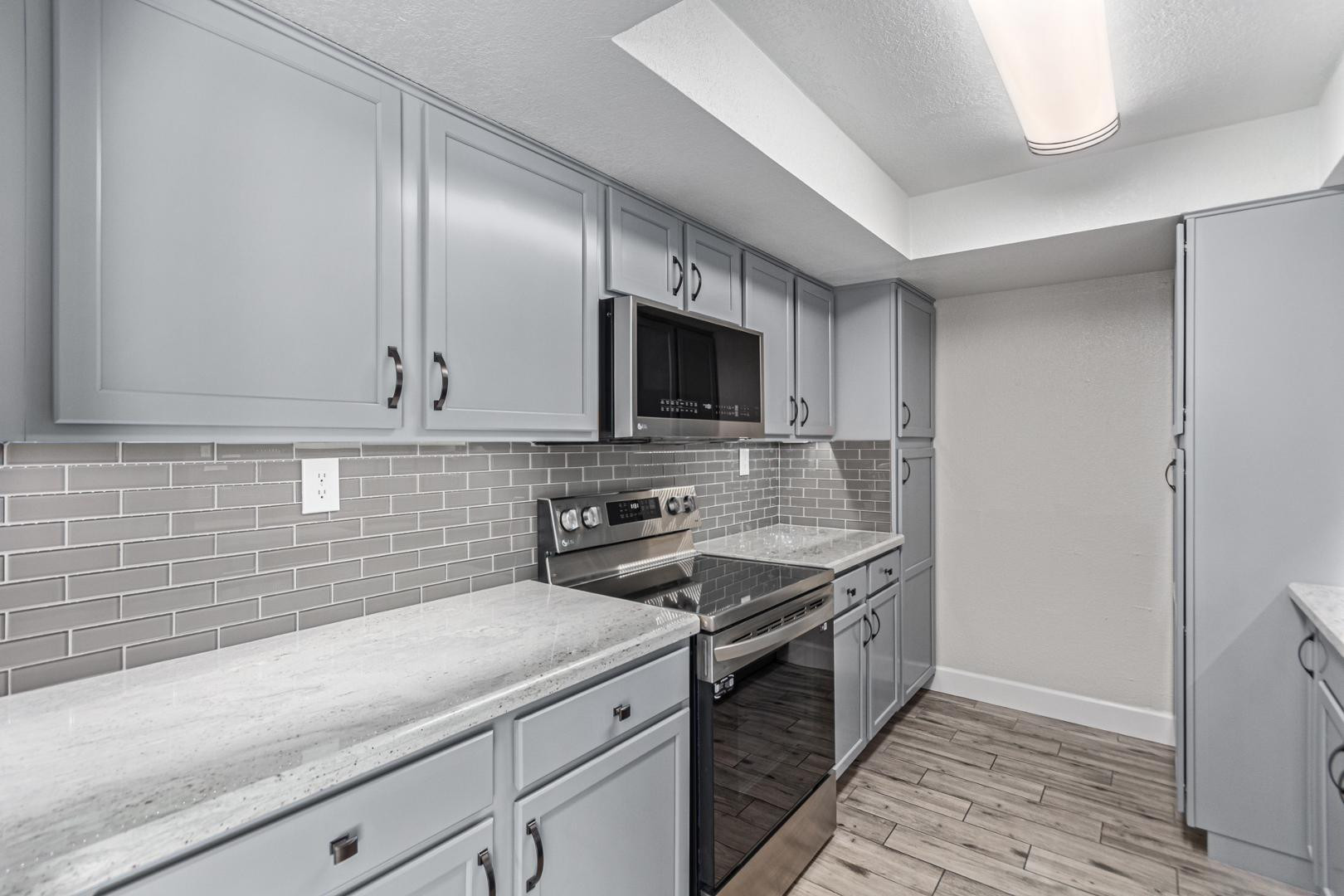3825 East Camelback Road, Unit 137 Phoenix, AZ 85018 - Photo 8 of 26 Photo #8