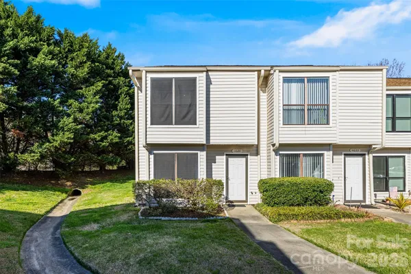 $225,000 | 11020 Carmel Crossing Road, Charlotte, NC 28226