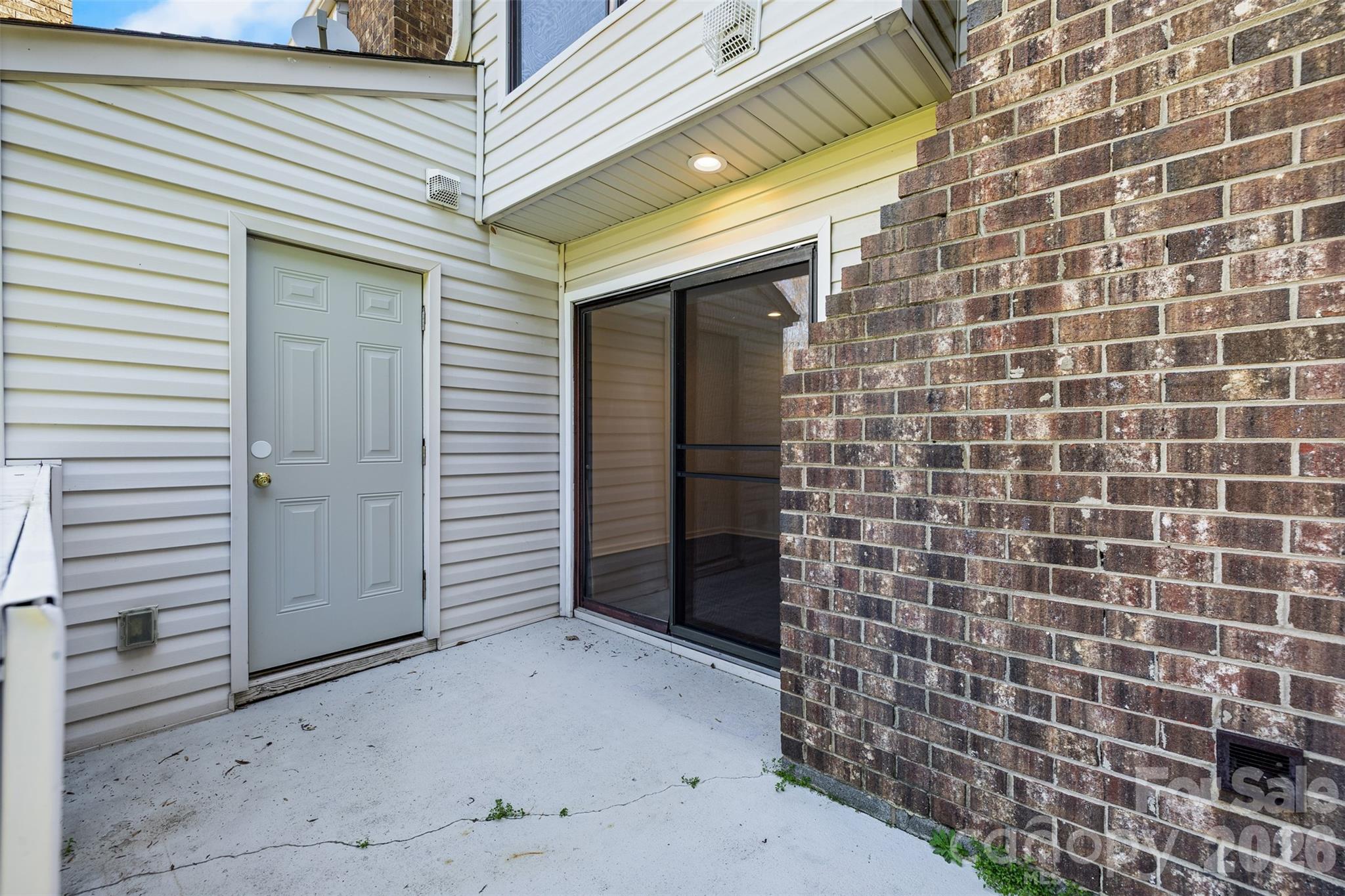 11020 Carmel Crossing Road Charlotte, NC 28226 - Photo 22 of 25
