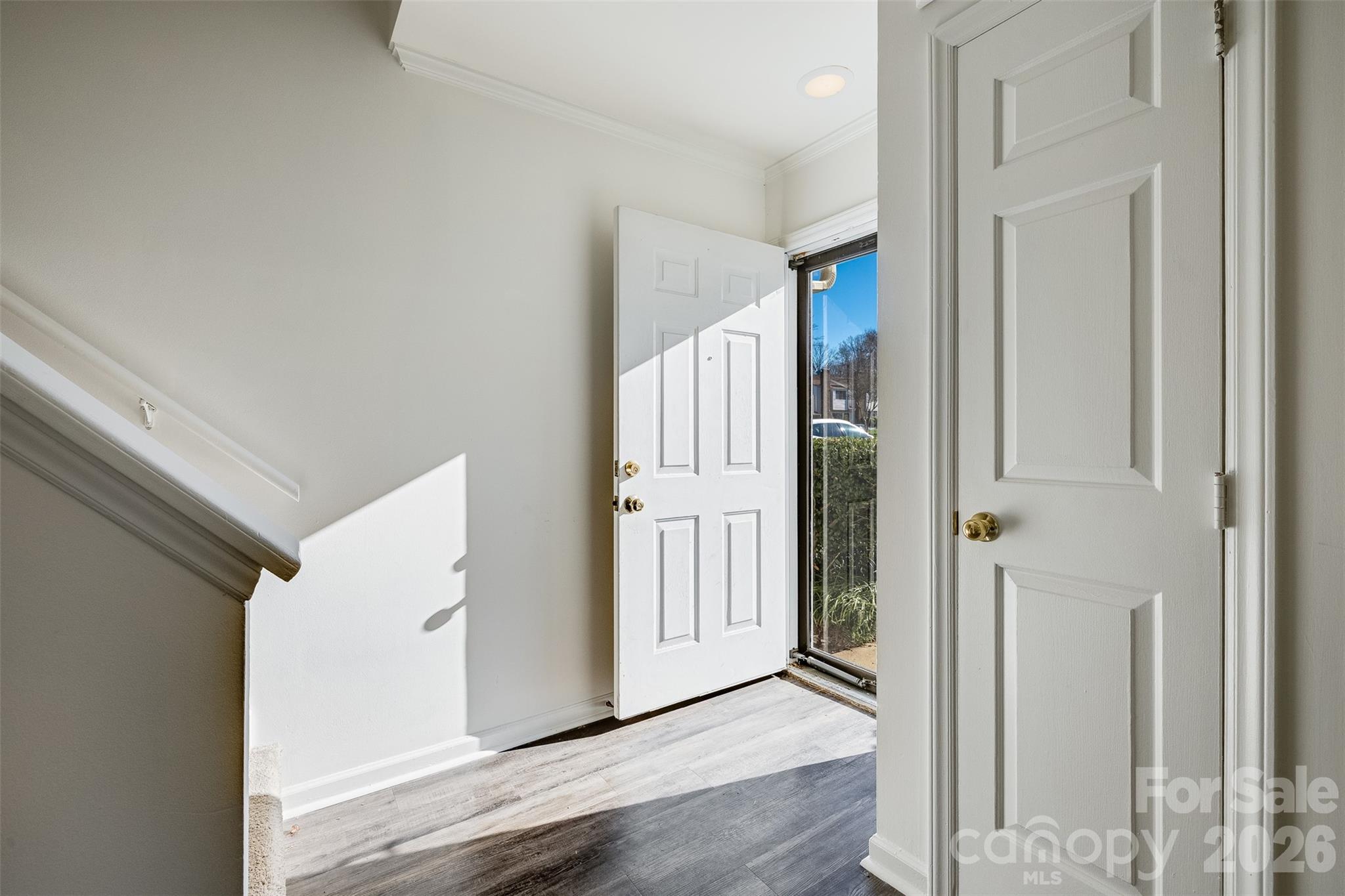 11020 Carmel Crossing Road Charlotte, NC 28226 - Photo 3 of 25