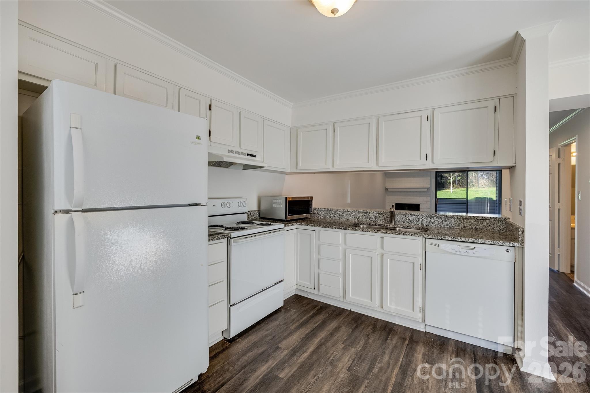 11020 Carmel Crossing Road Charlotte, NC 28226 - Photo 5 of 25