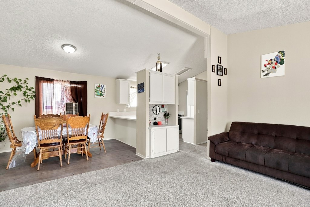 1930 Calaveras Road Pinon Hills, CA 92372 - Photo 12 of 30 Gallery Image 12
