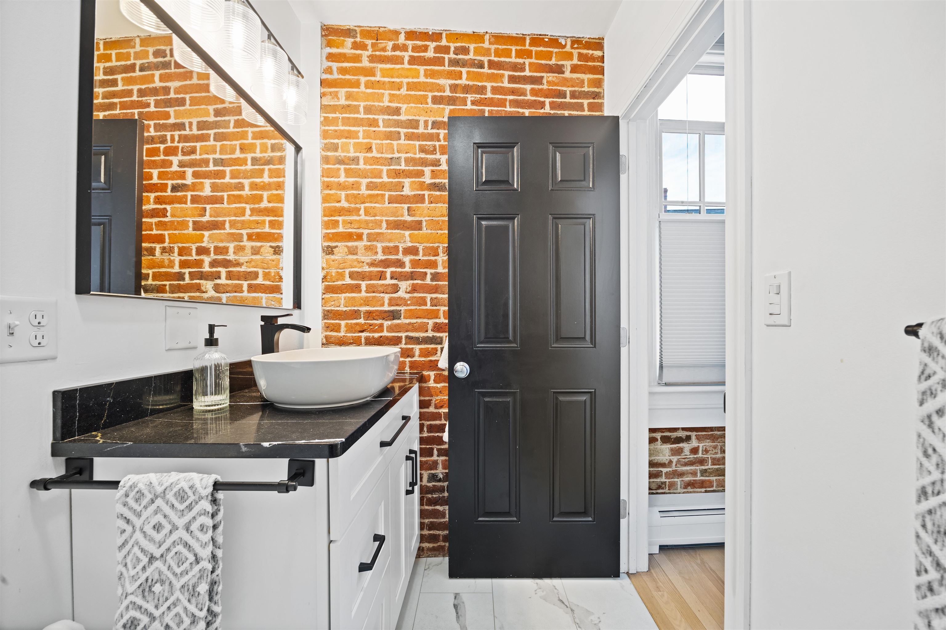 159 State Street, Unit 2A Portsmouth, NH 03801 - Photo 10 of 17