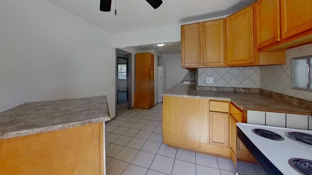 $159,500 | 606 East Main Street, Marshall, MN 56258