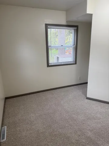 $159,500 | 606 East Main Street, Marshall, MN 56258